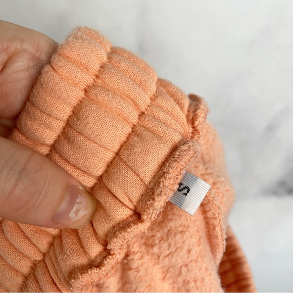 Ole Henriksen Limited Edition 2023 Influencer High Waisted Knit Sweat Shorts S - Picture 7 of 10